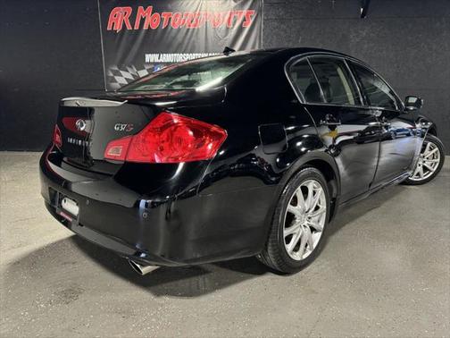 2011 INFINITI G37 Sport