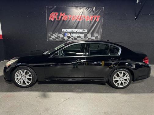 2011 INFINITI G37 Sport