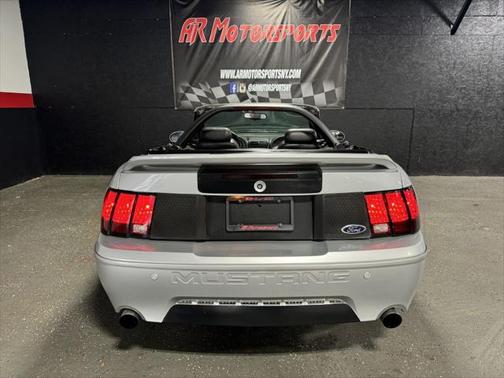 2000 Ford Mustang GT