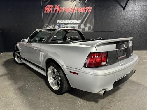 2000 Ford Mustang GT
