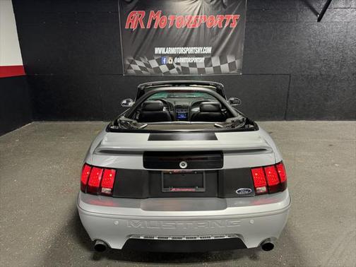 2000 Ford Mustang GT