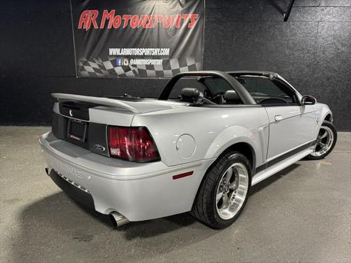 2000 Ford Mustang GT