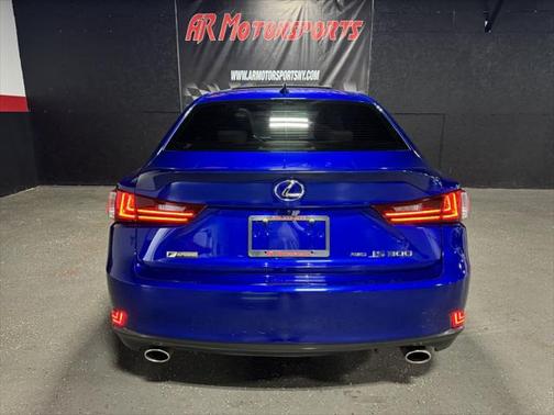 2016 Lexus IS 300 Base