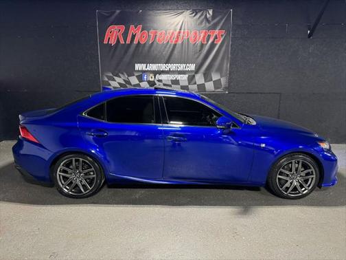 2016 Lexus IS 300 Base