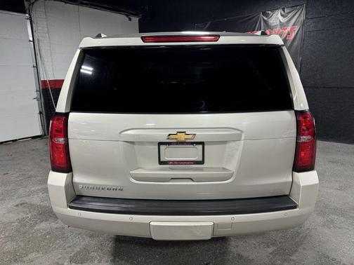 2016 Chevrolet Suburban LT