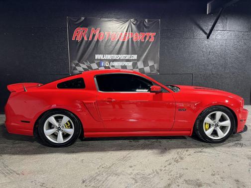 2013 Ford Mustang GT Premium