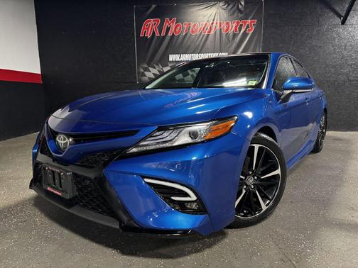 BLUE 2018 Toyota Camry XSE