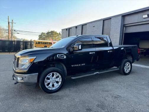 2016 Nissan Titan XD SV