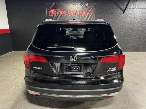 Crystal Black Pearl 2016 Honda Pilot Elite