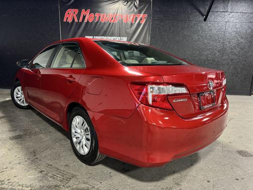 2013 Toyota Camry LE