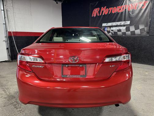 2013 Toyota Camry LE