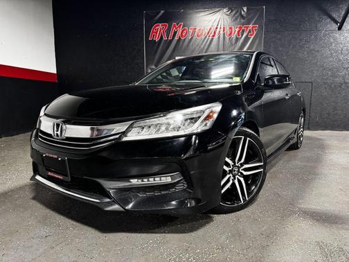 Crystal Black Pearl 2016 Honda Accord Touring