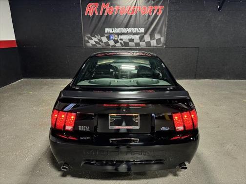 2004 Ford Mustang Mach I
