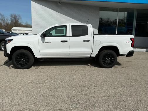 2025 Chevrolet Colorado WT