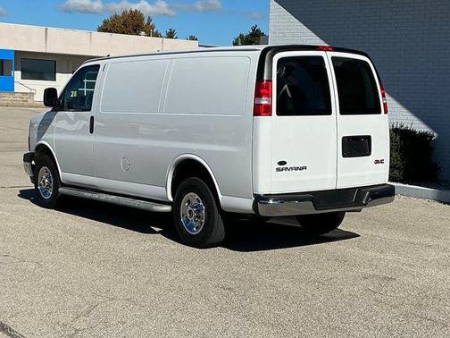 2023 GMC Savana 2500 Work Van