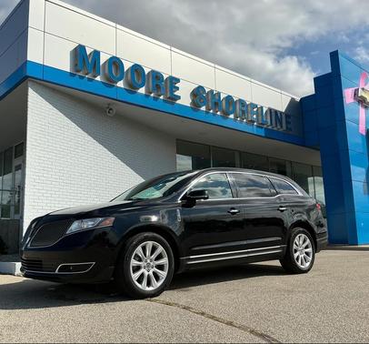 2016 Lincoln MKT 