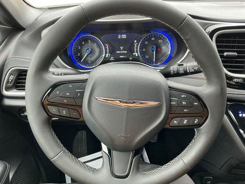 2023 Chrysler Pacifica Touring