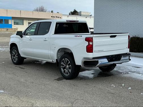2026 Chevrolet Silverado 1500 LT