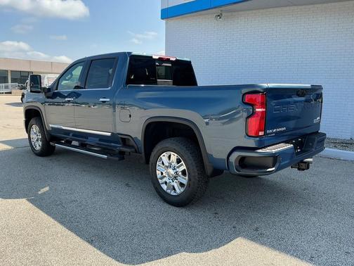 2025 Chevrolet Silverado 3500 High Country