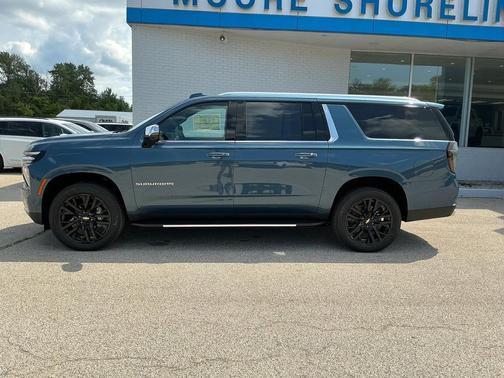 2025 Chevrolet Suburban Premier