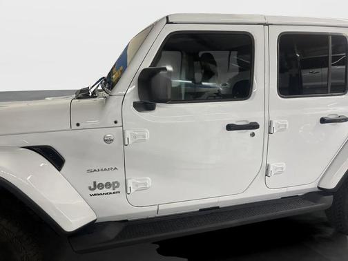 2024 Jeep Wrangler 4-Door Sahara