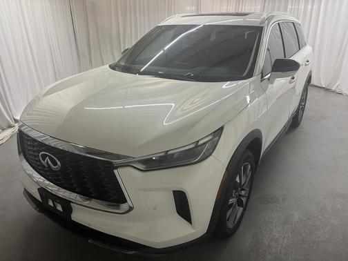 2022 INFINITI QX60 Luxe