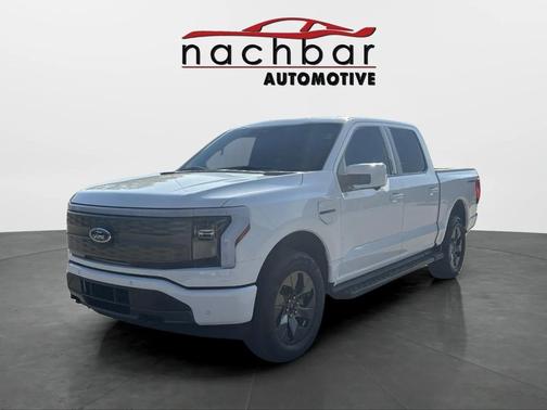2023 Ford F-150 Lightning LARIAT