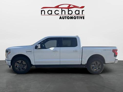 2023 Ford F-150 Lightning LARIAT