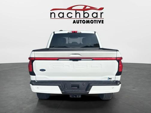 2023 Ford F-150 Lightning LARIAT