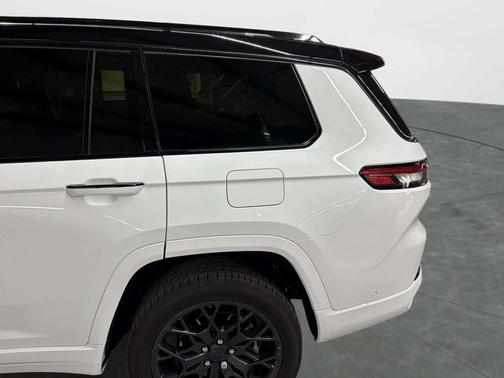 2024 Jeep Grand Cherokee L Summit Reserve