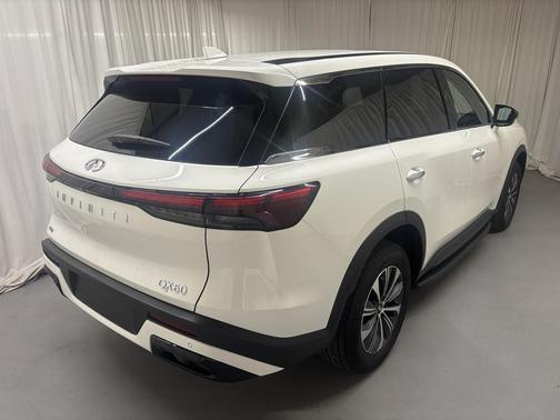 2024 INFINITI QX60 Pure