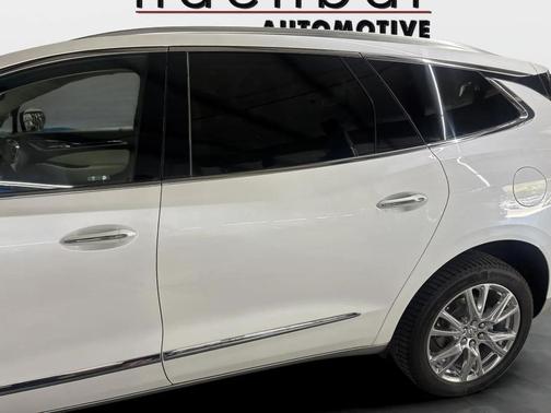 2023 Buick Enclave Premium AWD