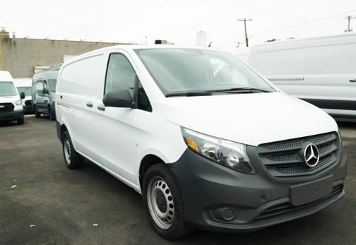 White 2019 Mercedes-Benz Metris Base