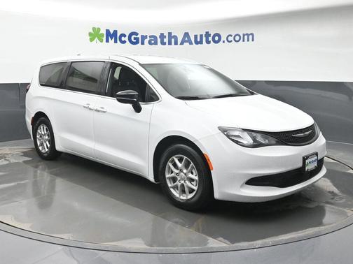 2026 Chrysler Voyager LX