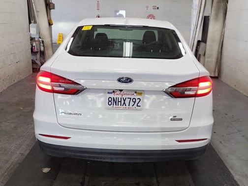 2020 Ford Fusion Hybrid SE
