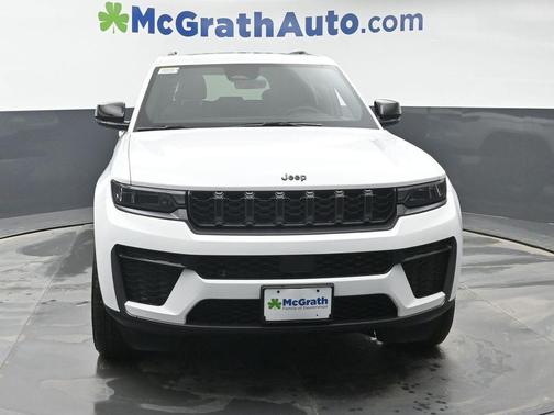 2026 Jeep Grand Cherokee Altitude