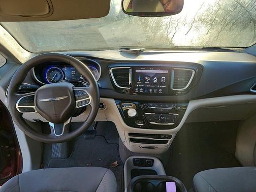2020 Chrysler Pacifica Touring