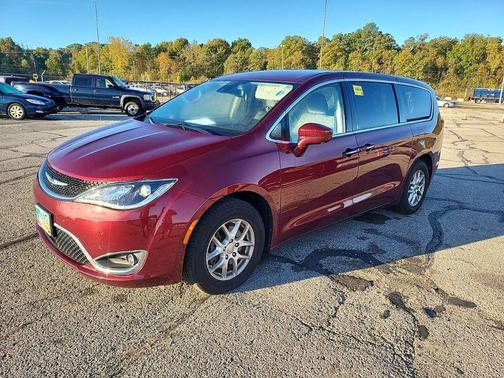 2020 Chrysler Pacifica Touring