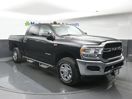 2019 RAM 2500 Tradesman Crew Cab 4x4 6'4' Box