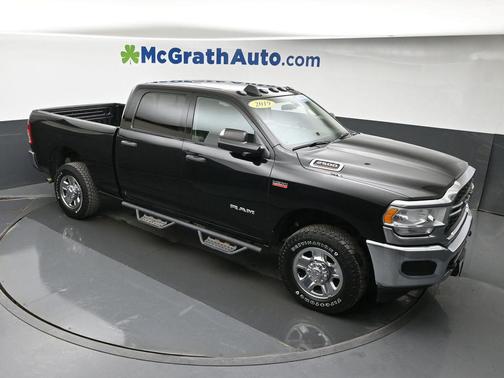 2019 RAM 2500 Tradesman Crew Cab 4x4 6'4' Box