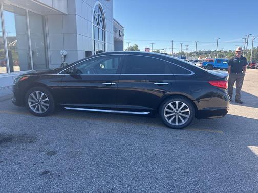 2017 Hyundai SONATA Limited