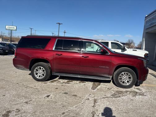 2017 GMC Yukon XL SLT