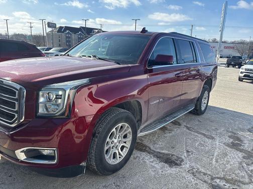 2017 GMC Yukon XL SLT