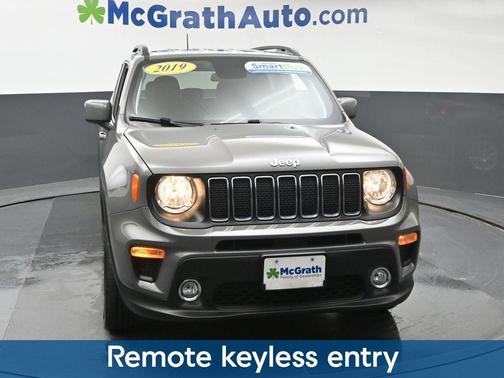 Sting-Gray Clearcoat 2019 Jeep Renegade Latitude