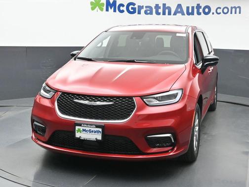 2026 Chrysler Pacifica L