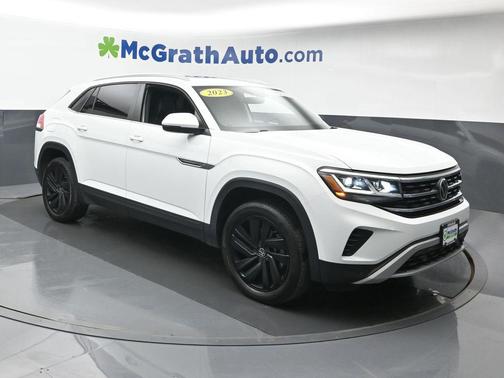 2023 Volkswagen Atlas Cross Sport 2.0T SE w/Technology 4MOTION