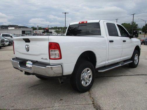 2024 RAM 2500 Tradesman Crew Cab 4x4 6'4' Box