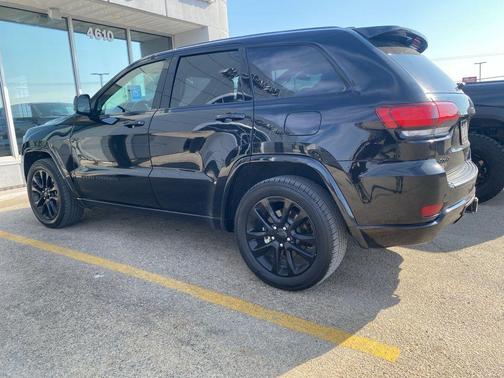 2021 Jeep Grand Cherokee Laredo