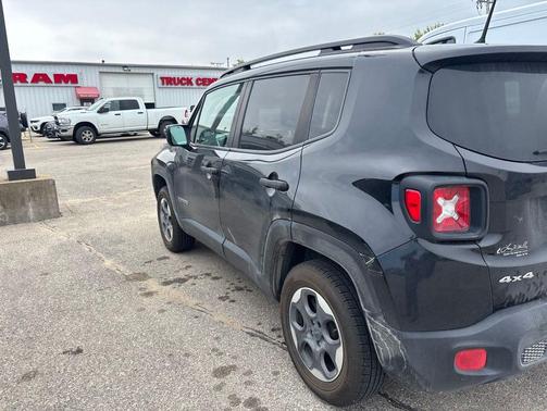 Black 2018 Jeep Renegade Sport