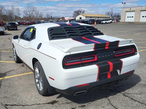 White Knuckle Clearcoat 2022 Dodge Challenger GT